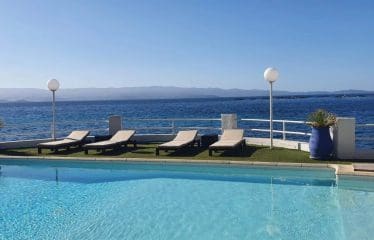 Propriété d’exception  pieds dans l&rsquo; eau , située au cœur des sanguinaire AJACCIO