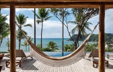 Villa de luxe en bord de mer à Barracuda Resort-Itacare