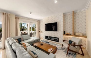 Belle villa moderne située dans un environnement calme à Marbella