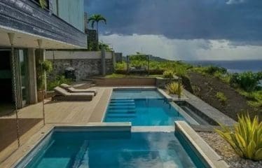 Splendide villa de luxe avec une vue panoramique sur la mer