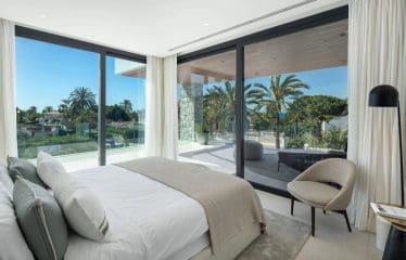 MERVEILLEUSE VILLA À DEUX PAS DE L&rsquo;EBACH À MARBELLA EST