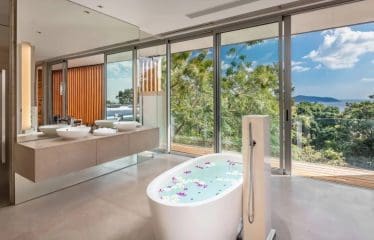 Exceptionnelle Villa de Luxe avec une vue splendide sur la mer