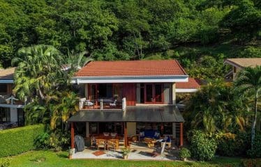 Belle villa située en bord de mer