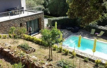 AGNIIQUE IMMOBILE DI PRESTIGIO su 2 livelli: 250 mq abitabili ad OLETTA VISTA MARE