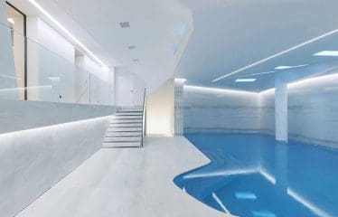 Prestigieuse villa de luxe située à Vouliagmeni