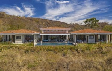 Très belle villa contemporaine avec vue sur l&rsquo;océan
