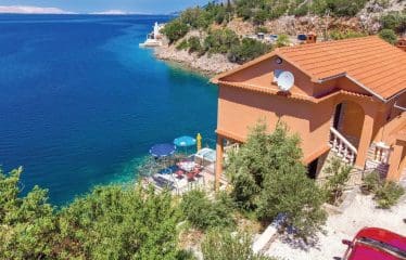 Villa splendide en bord de mer dans la région de Zadar