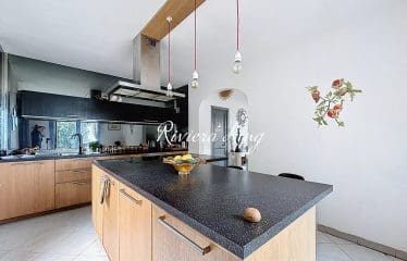 VILLA 300M2 VUE MER & MONTAGNES