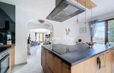 VILLA 300M2 VUE MER & MONTAGNES