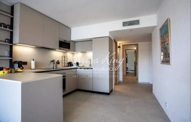 Villefranche-sur-Mer – Magnifique appartement 3P avec vue mer, piscine, parking et cave