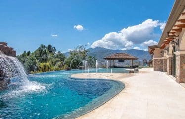 Somptueuse Propriété  Santa Ana Le domaine Magnum