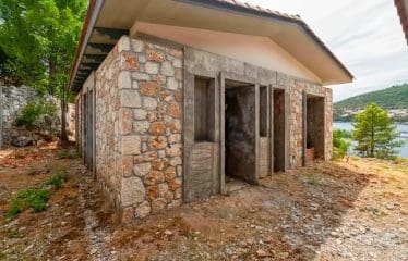 Villa en bord de mer avec amarrage privé