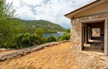 Villa en bord de mer avec amarrage privé
