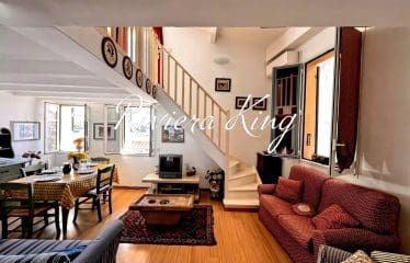 Duplex T3 – Dernier Étage avec Terrasse et Vue sur Mer