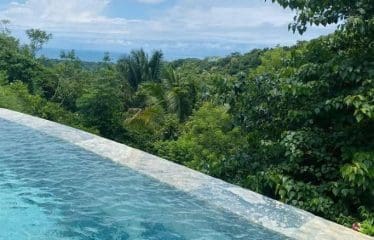 Belle Villa de luxe de 290 m² environ, avec vue sur l&rsquo;océan  Costa rica