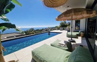 Propriété d&rsquo;exception – Vue  mer panoramique  sur solenzara  Entièrement Meublée