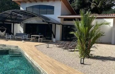 Belle Villa de luxe de 290 m² environ, avec vue sur l&rsquo;océan  Costa rica