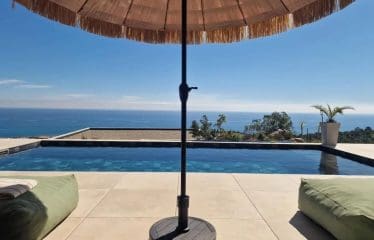 Propriété d&rsquo;exception – Vue  mer panoramique  sur solenzara  Entièrement Meublée