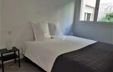 VILLEFRANCHE-SUR-MER – APPARTEMENT 2 CHAMBRES – TERRASSE ET SUPERBE VUE SUR LA MER –