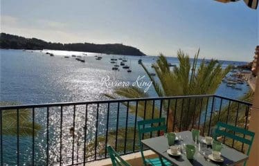 VILLEFRANCHE-SUR-MER – APPARTEMENT 2 CHAMBRES – TERRASSE ET SUPERBE VUE SUR LA MER –