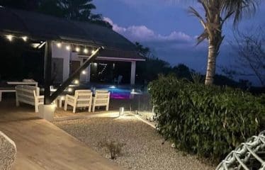 Belle Villa de luxe de 290 m² environ, avec vue sur l&rsquo;océan  Costa rica