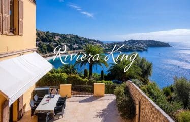 Appartement de caractère avec terrasse panoramique et studio indépendant- Villefranche-sur-Mer —