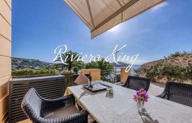 Appartement de caractère avec terrasse panoramique et studio indépendant- Villefranche-sur-Mer —