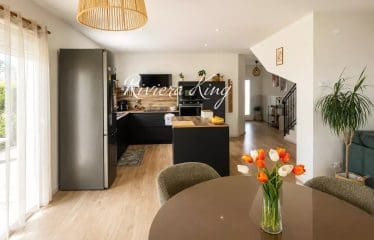 Villa contemporaine 4 chambres à Saint-André-de-Sangonis
